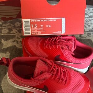 Nike Air Max Thea PRM Red Sneakers